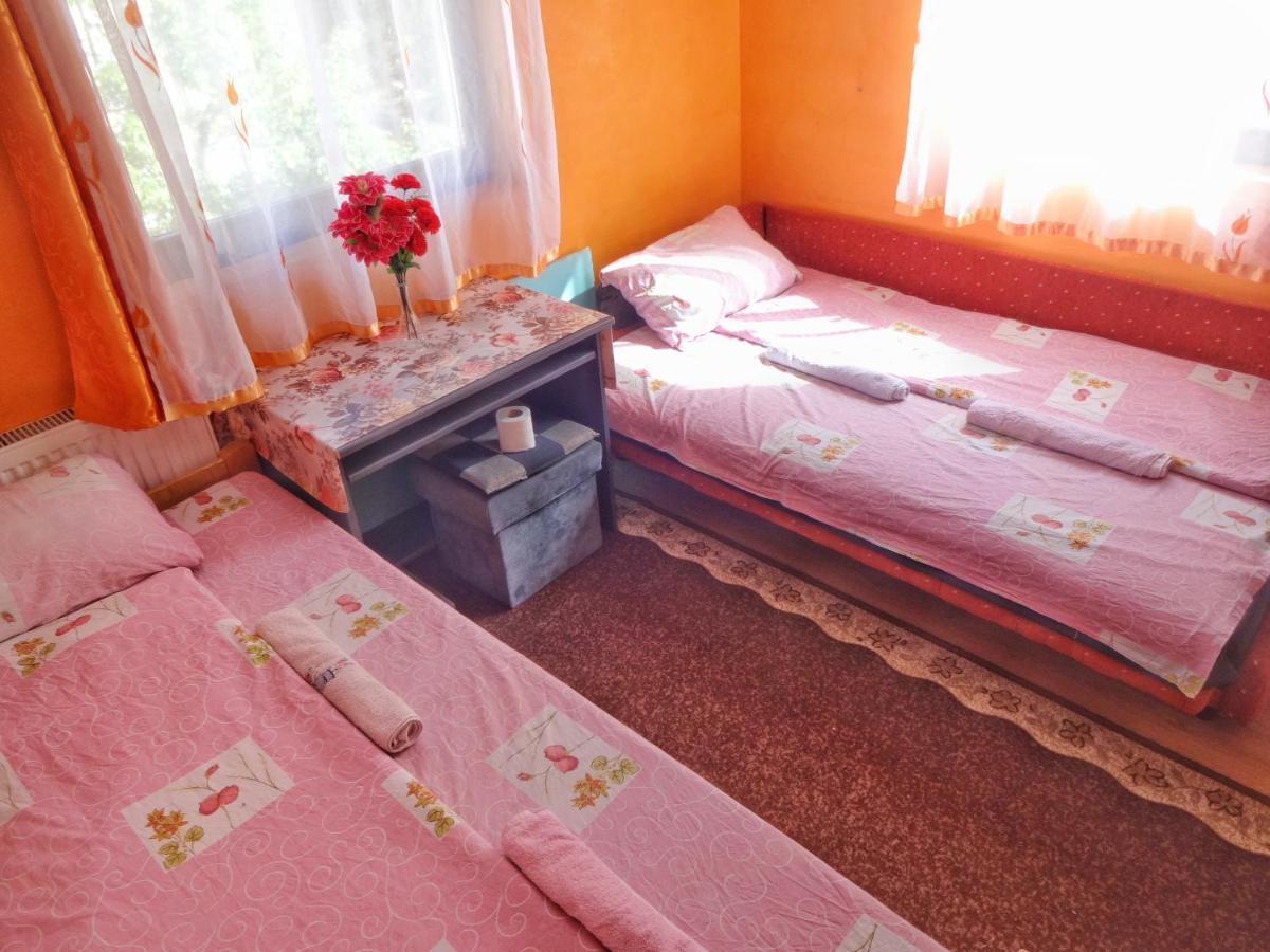 Virmal Hotel Фоча Екстериор снимка