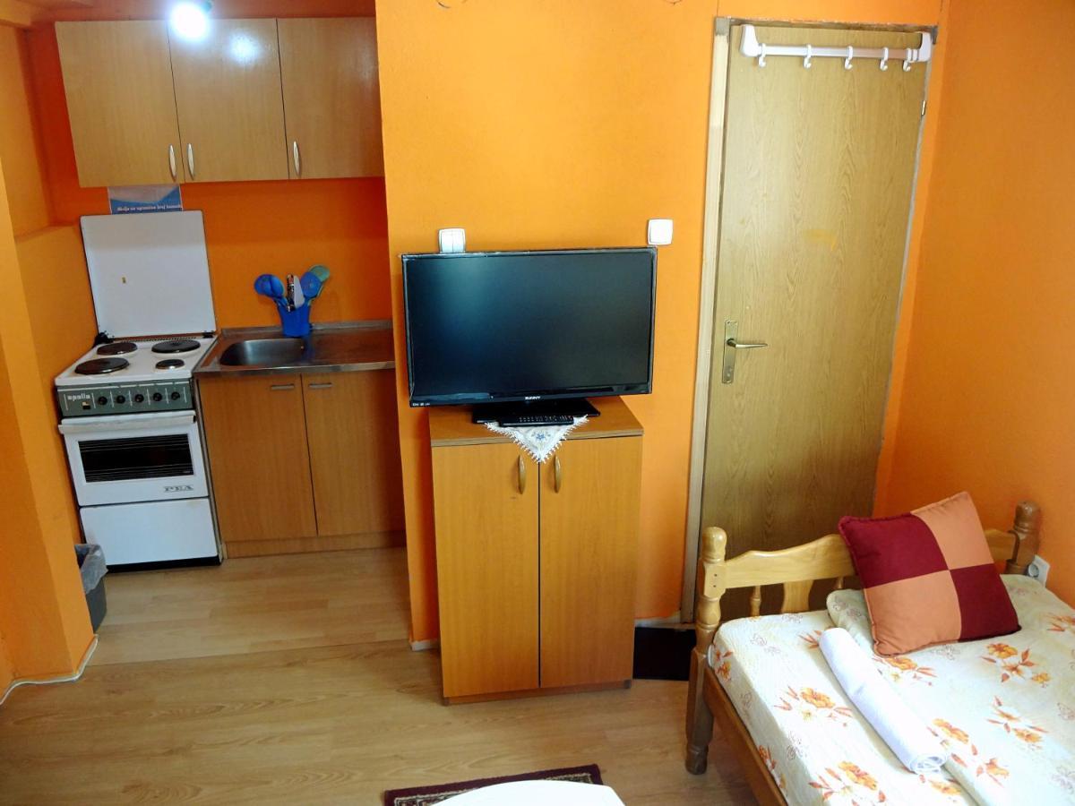 Virmal Hotel Фоча Екстериор снимка