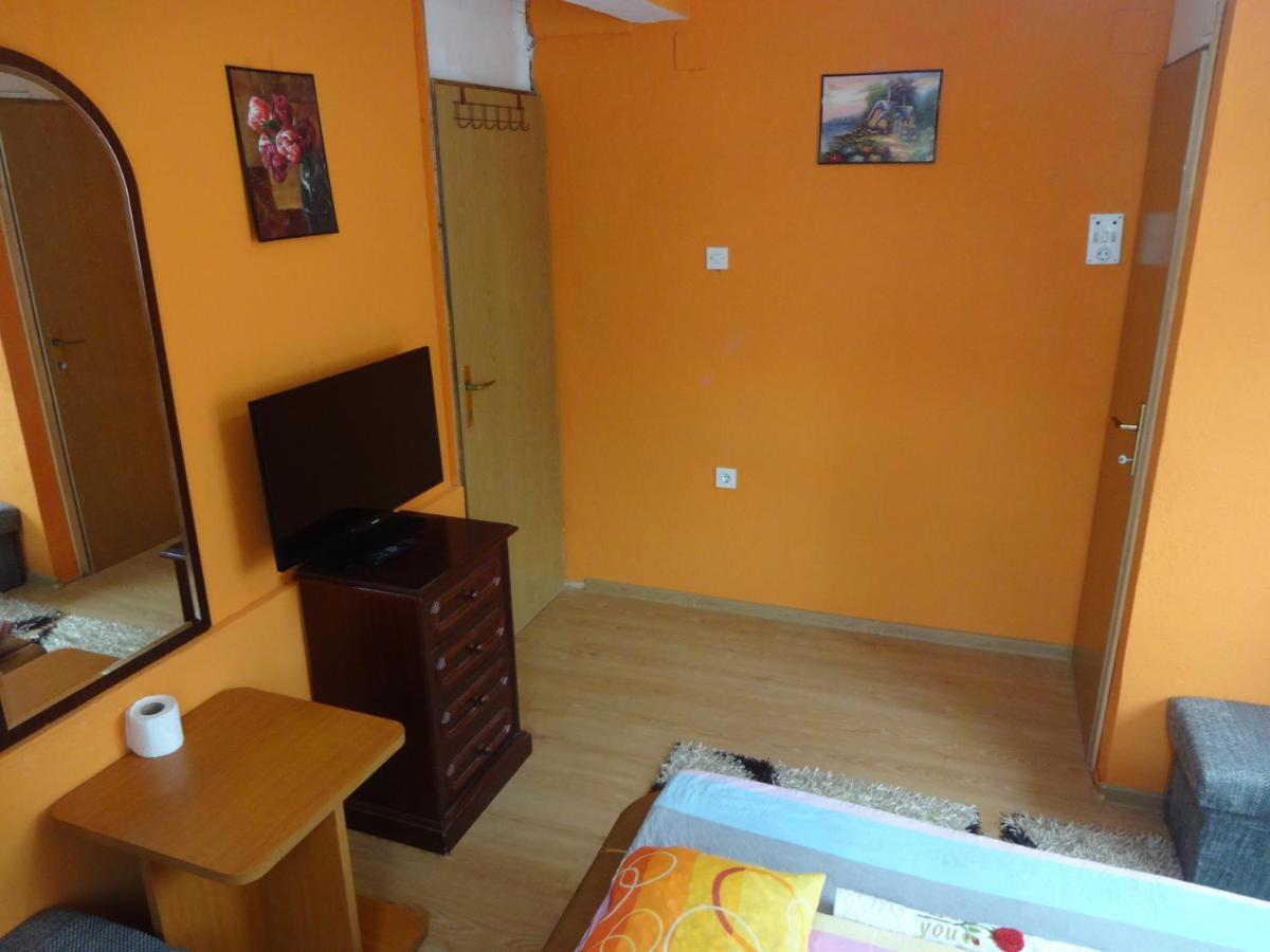 Virmal Hotel Фоча Екстериор снимка