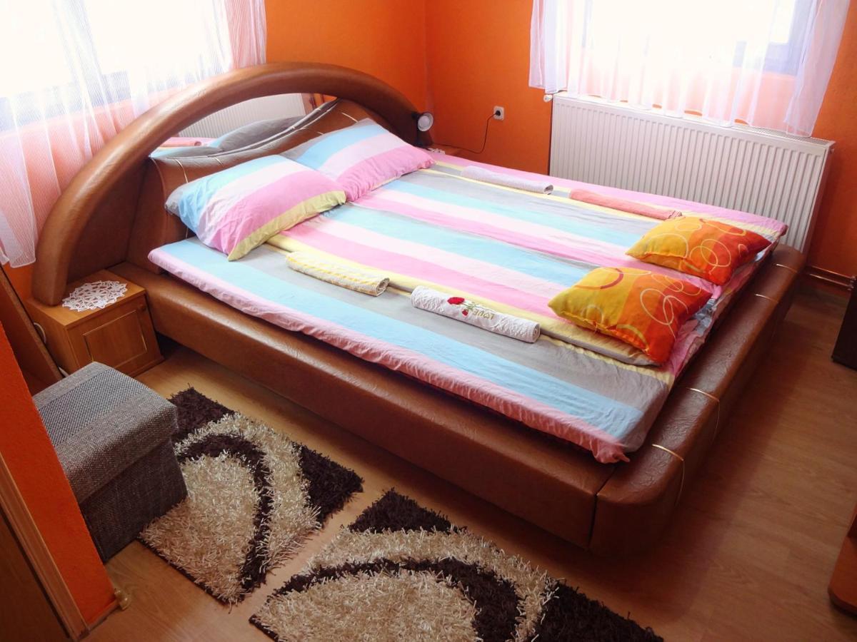 Virmal Hotel Фоча Екстериор снимка