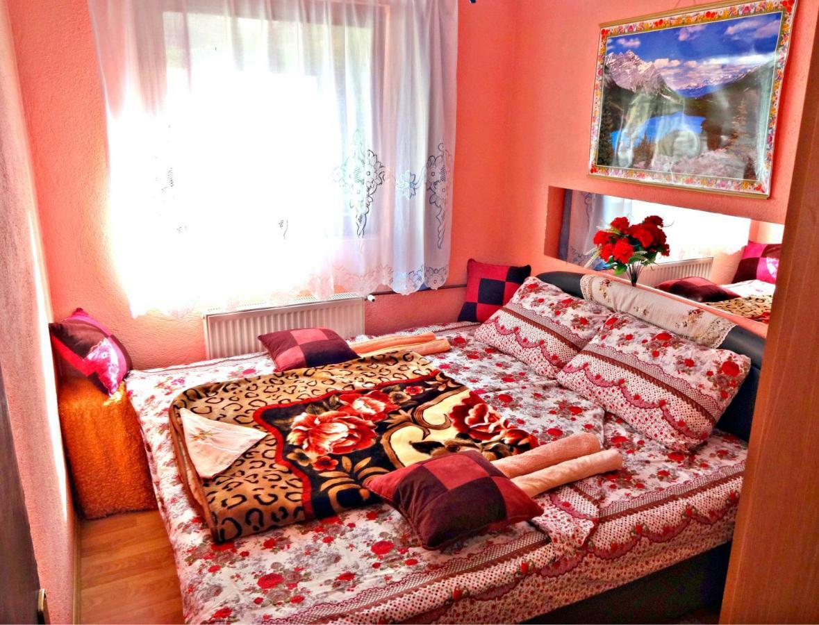 Virmal Hotel Фоча Екстериор снимка