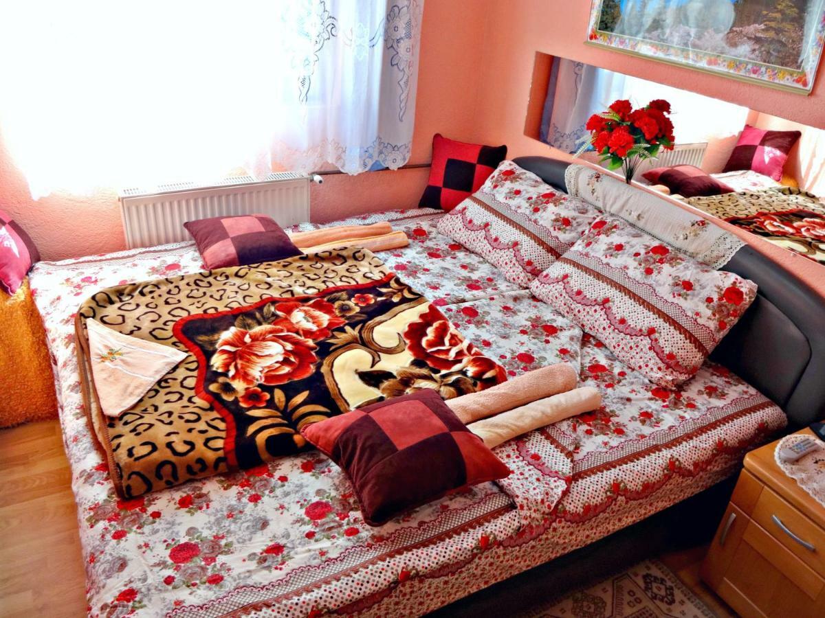 Virmal Hotel Фоча Екстериор снимка